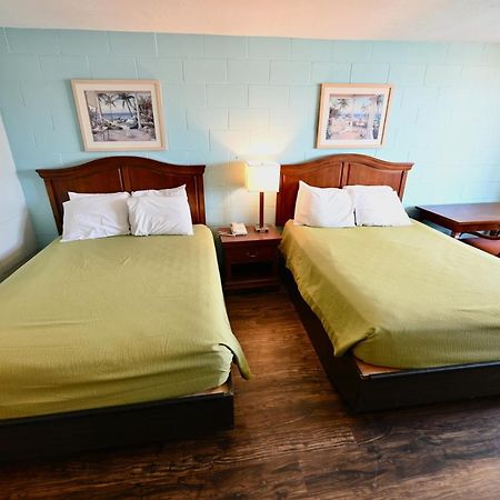 Buccaneer Inn St. George Island Exteriör bild