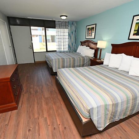 Buccaneer Inn St. George Island Rum bild