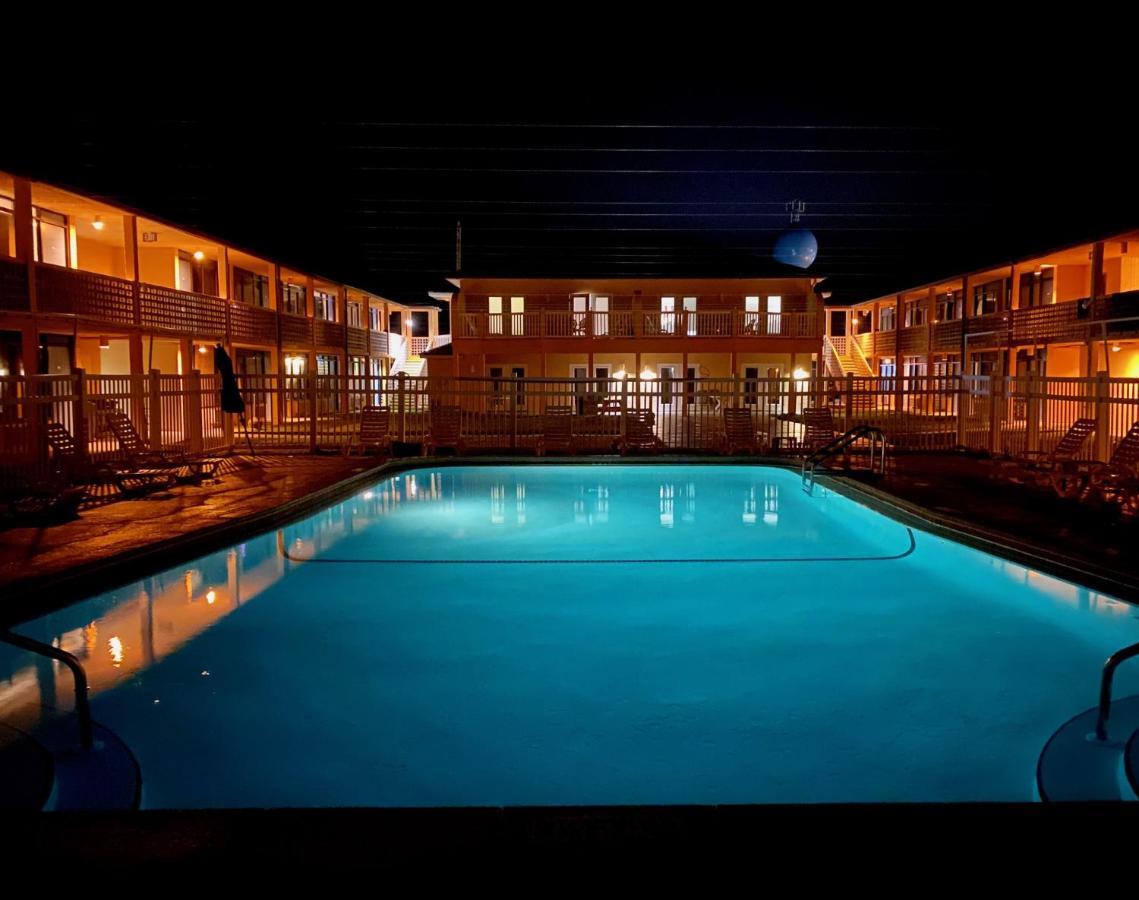 Buccaneer Inn St. George Island Exteriör bild